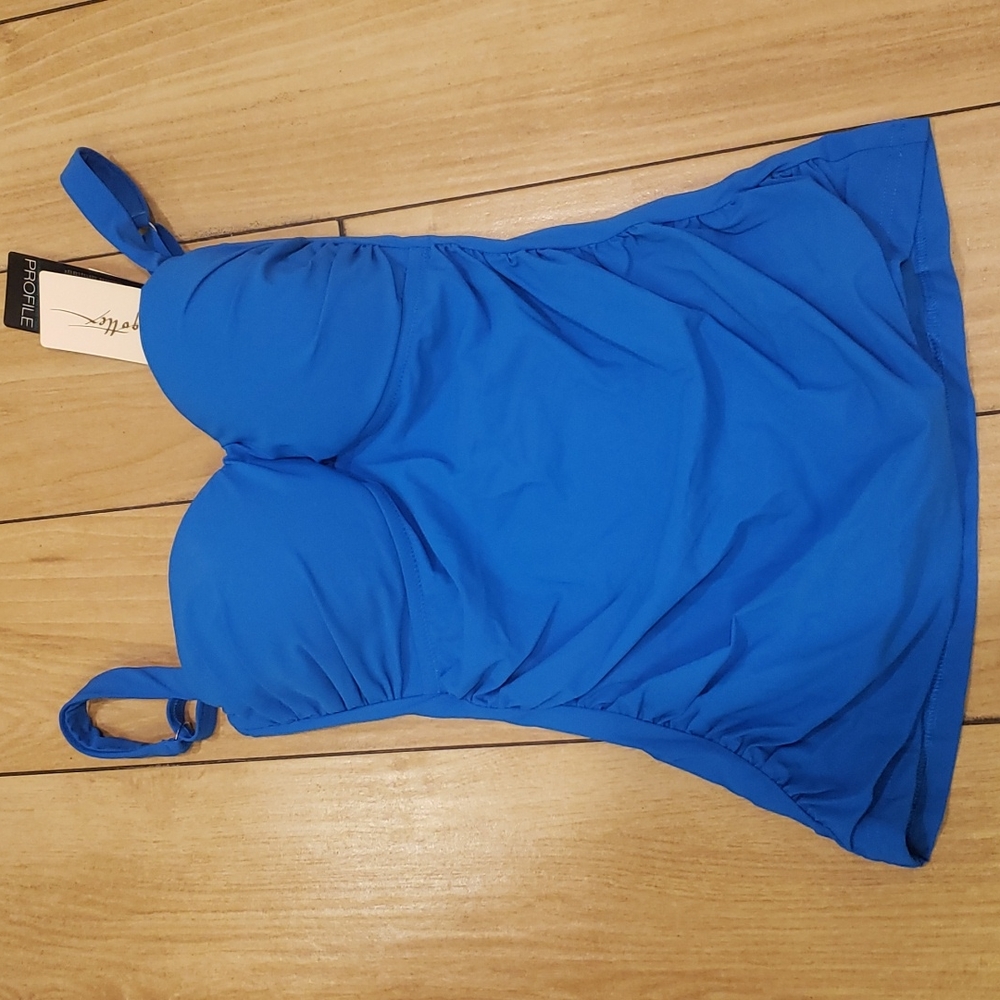 Beautiful blue tankini top contouring by waistline New with tags